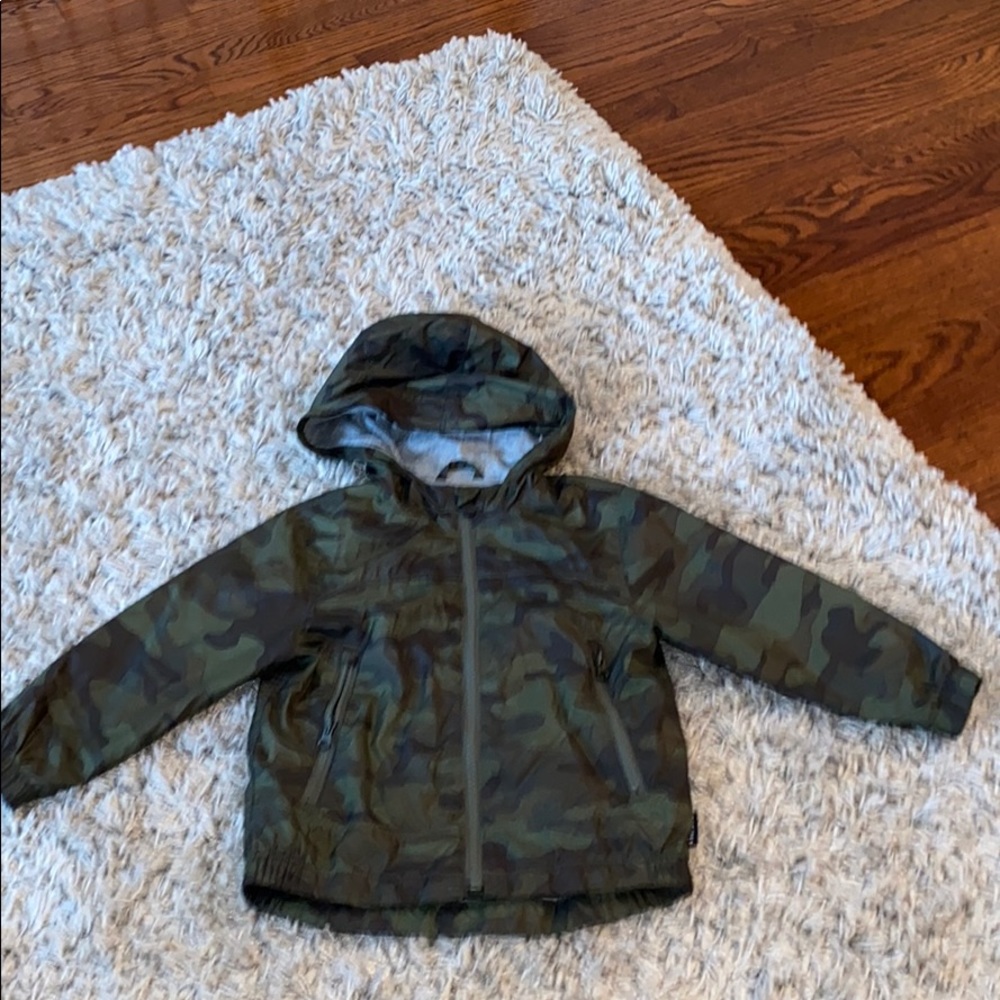 Like new Camo windbreaker, Gap, size 2